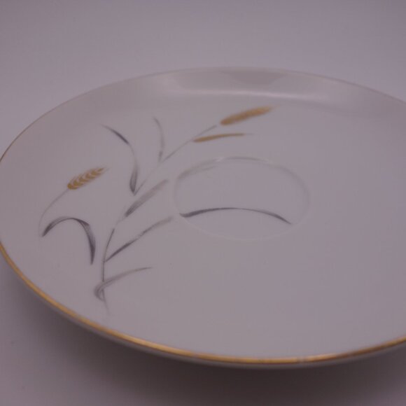 Amway Fine China 5748 Plate - Picture 3 of 9